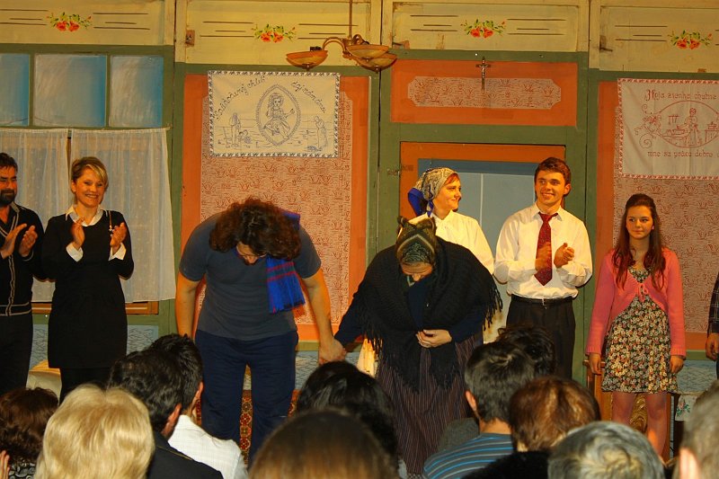 Trampoty z laskou (182).JPG